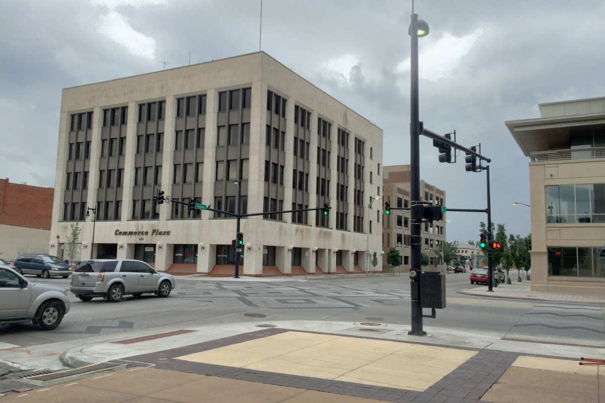 Downtown Wichita street lights 20150710 14.26.51 Voice For Liberty