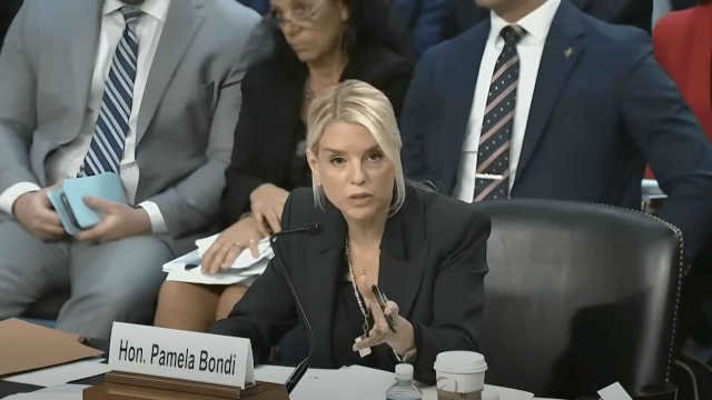 AG Defends Epstein Files, Crime Stats as Democrats Allege DOJ Weaponization (Feb 2026)