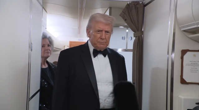 Trump Air Force One Press Gaggle: Iran Tensions, Crime Claims, and Cuba Negotiations